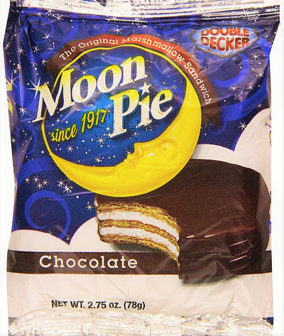 MOON PIE DOLCE AL CIOCCOLATO E MARSHMALLOW - America & USA, America / Dolci e biscotti, Cioccolata, Stati Uniti, Tutto il cibo, Tutto il cibo / Dolci golosi - moon-pie-dolce-al-cioccolato-e-marshmallow - EATinerando.net